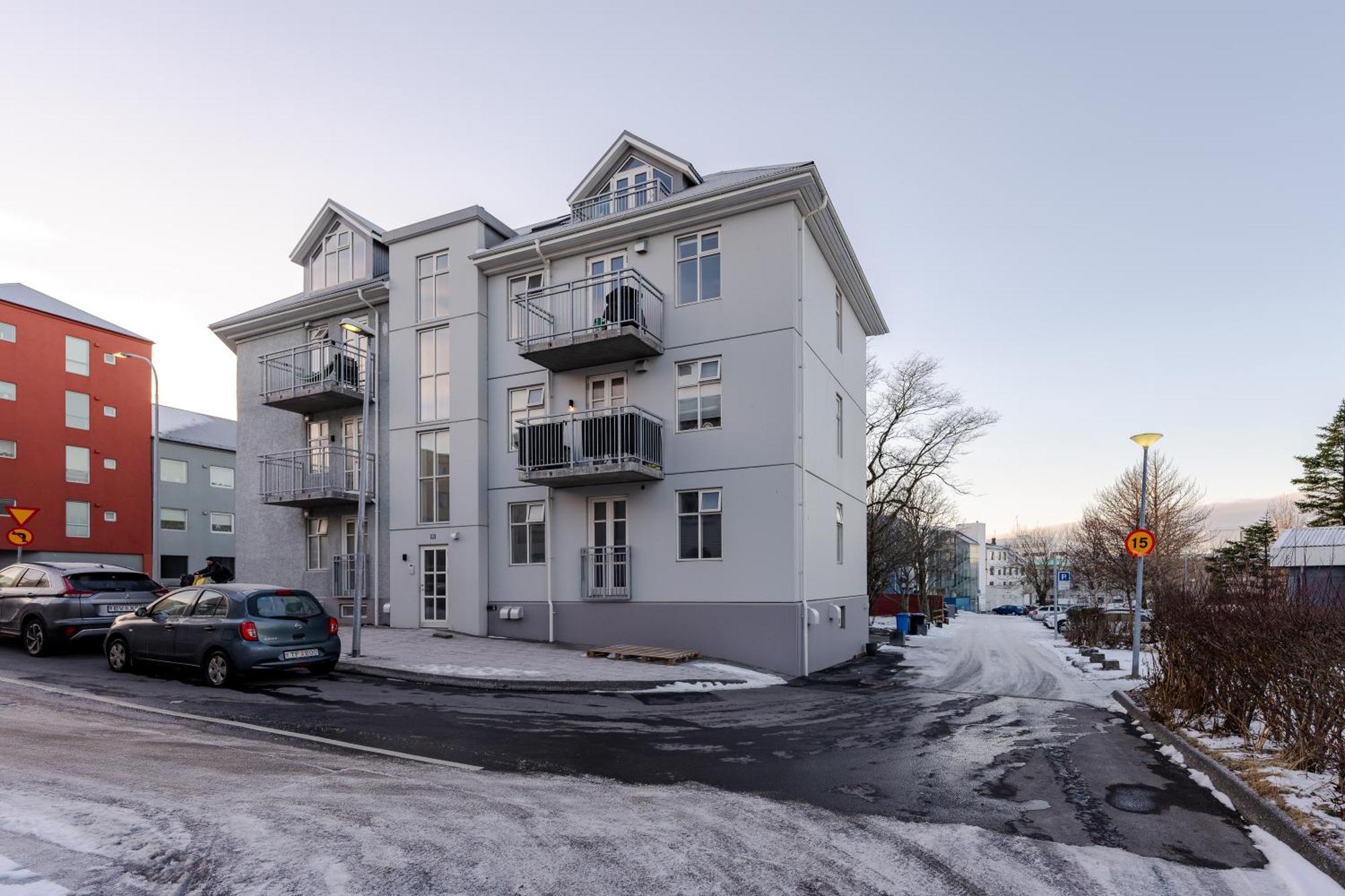 Day Dream Apartments Laugavegur 139 Рейкявик Екстериор снимка