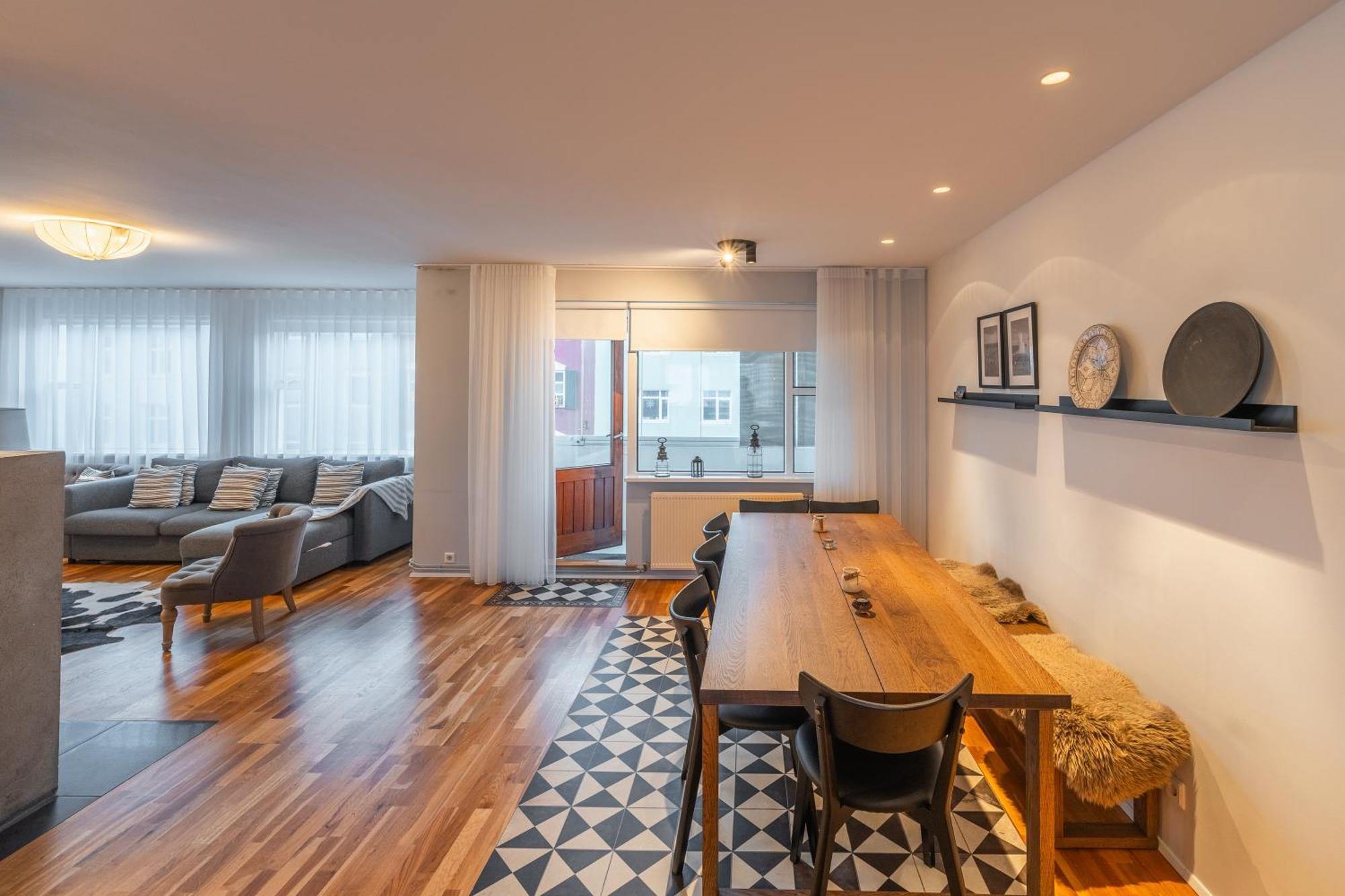 Day Dream Apartments Laugavegur 139 Рейкявик Екстериор снимка